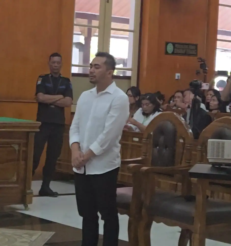 Tuntutan 2 Tahun Penjara Gugur, Hakim Nyatakan Tak Bersalah Amsal Sitepu Bebas