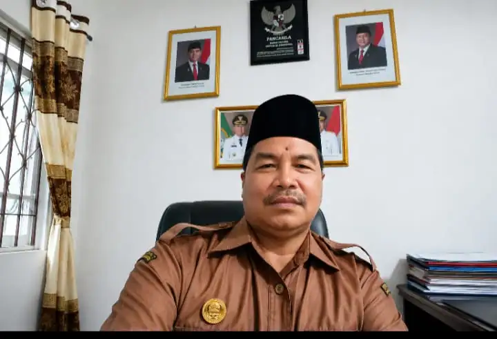 Warkum S.Pd Buka Suara: Klarifikasi Polemik dengan Media, Tegaskan Hormati Pers Dan Utamakan Etika Komunikasi.