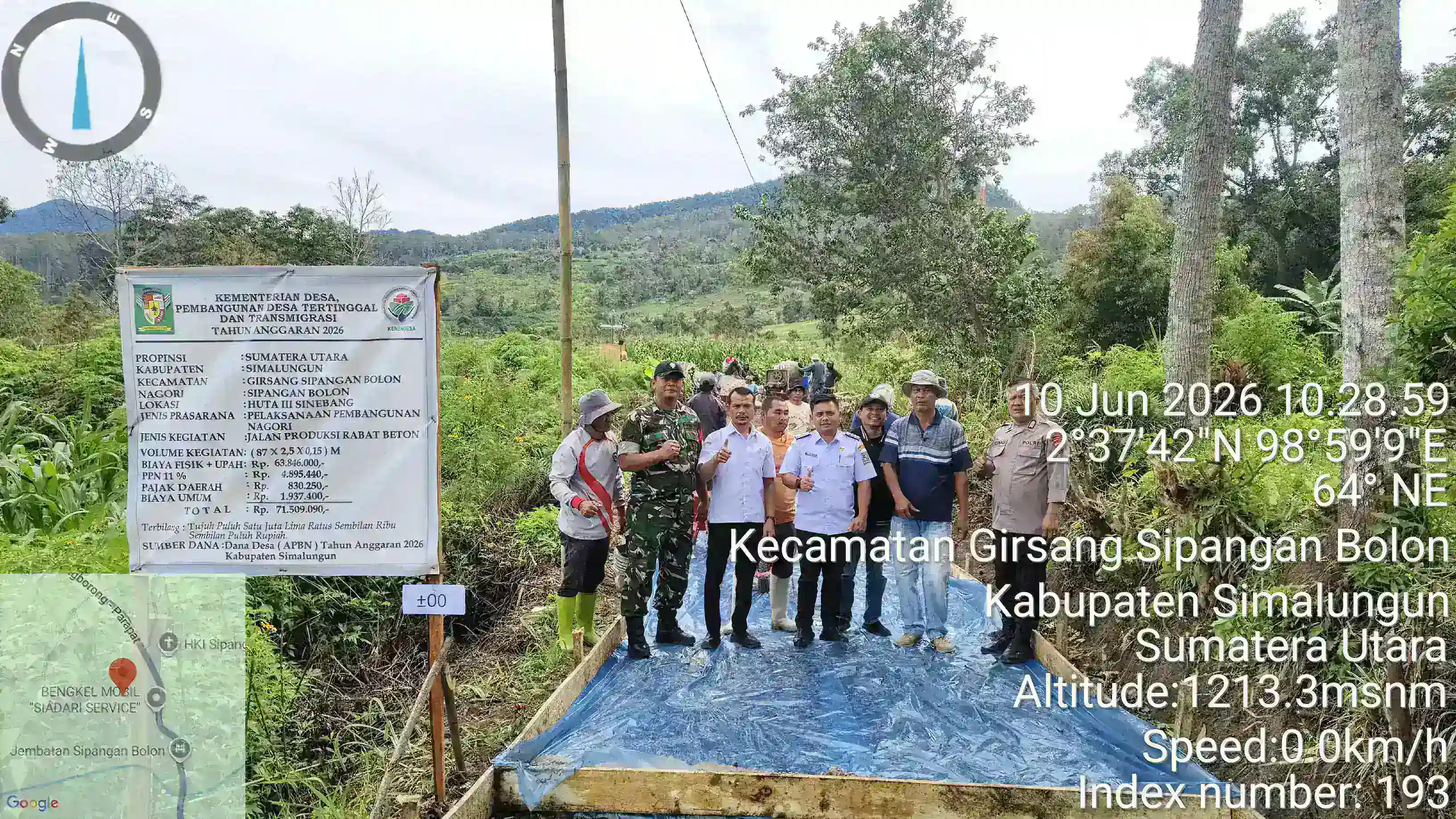 Sinergitas TNI-Polri Dukung Pembangunan Desa, Babinsa Dan Bhabinkamtibmas Hadiri Kegiatan Rabat Beton Di Simaibang.