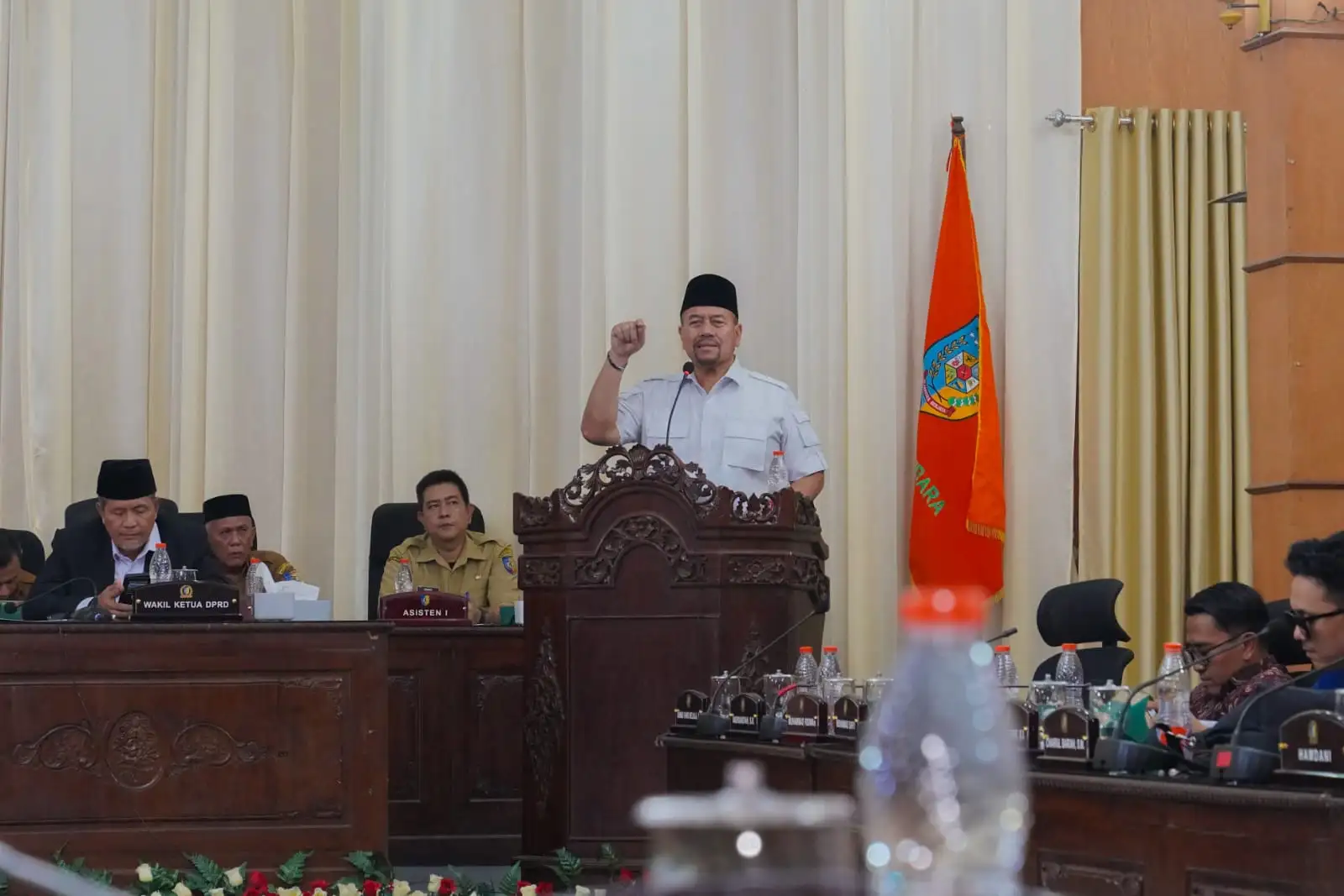 Bupati Batubara Hadiri Rapat Paripurna DPRD, Sampaikan LKPJ 2025 dan Nota Ranperda