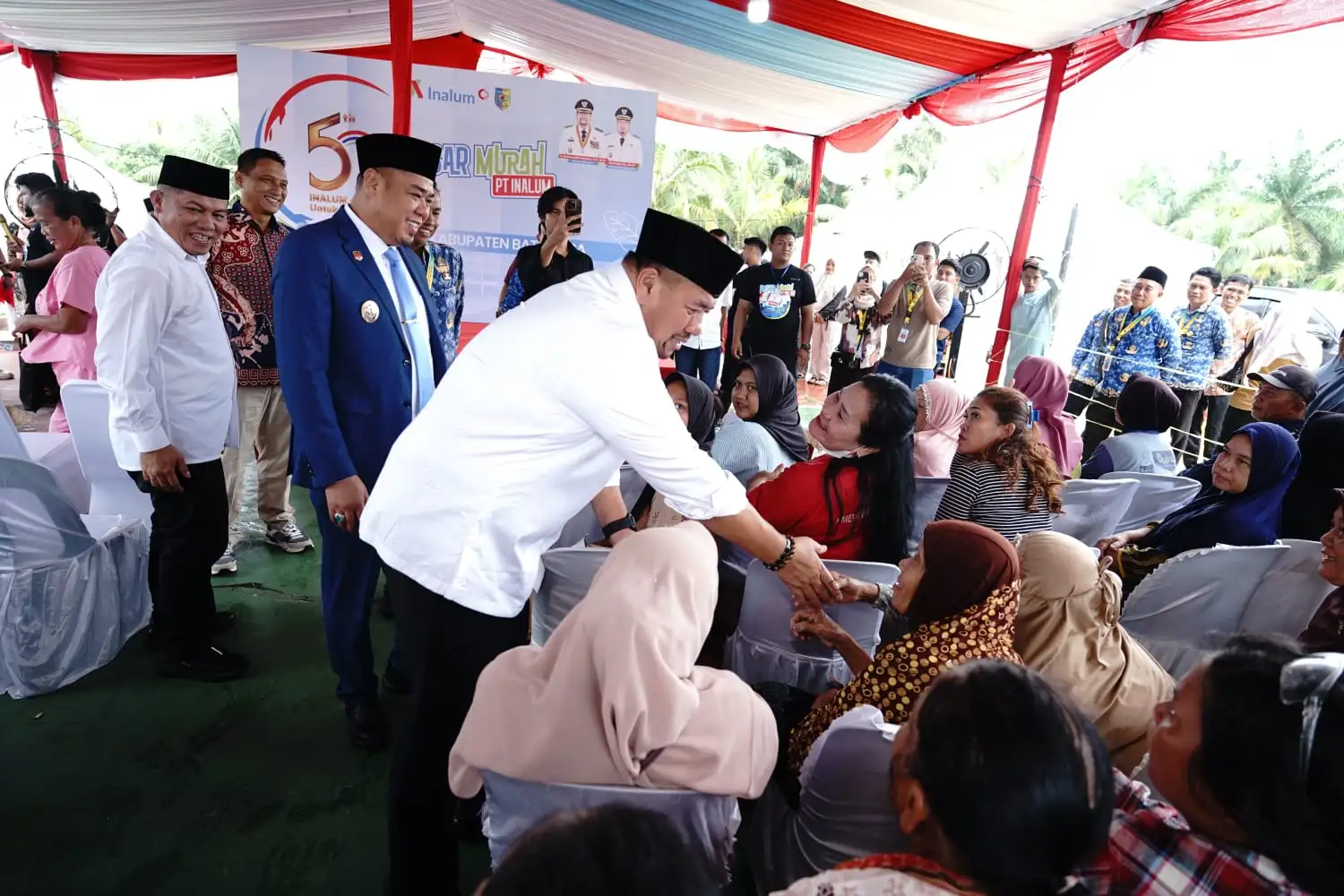 Bupati dan Wakil Bupati Batu Bara Tinjau Pasar Murah PT INALUM di Tiga Kecamatan