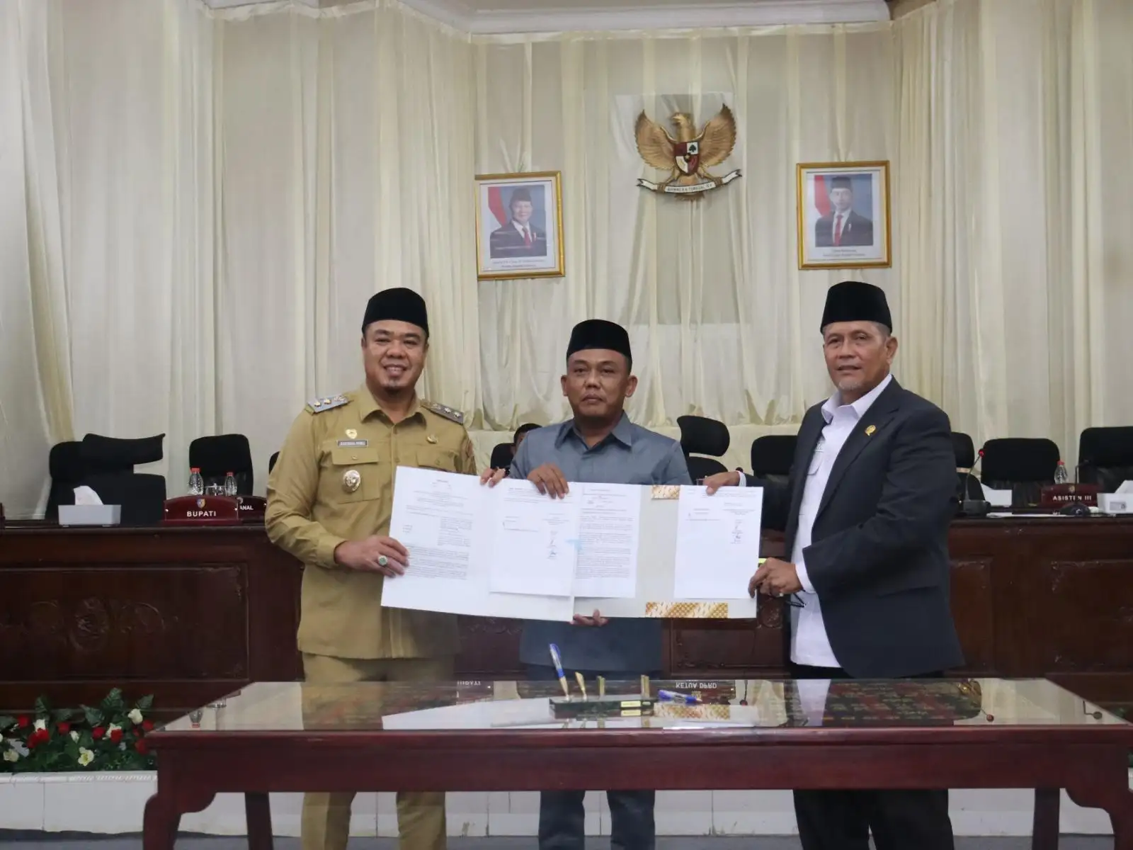 DPRD Batu Bara Gelar Rapat Paripurna, Seluruh Fraksi Sepakati Perubahan PT Batra Berjaya Menjadi Perseroda.