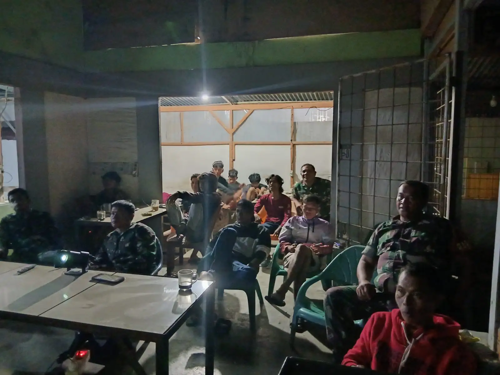 Nobar Piala Dunia 2026 Bersama Kodim 0207/Simalungun, Dini Hari Penuh Kebersamaan Dan Semangat Persatuan.
