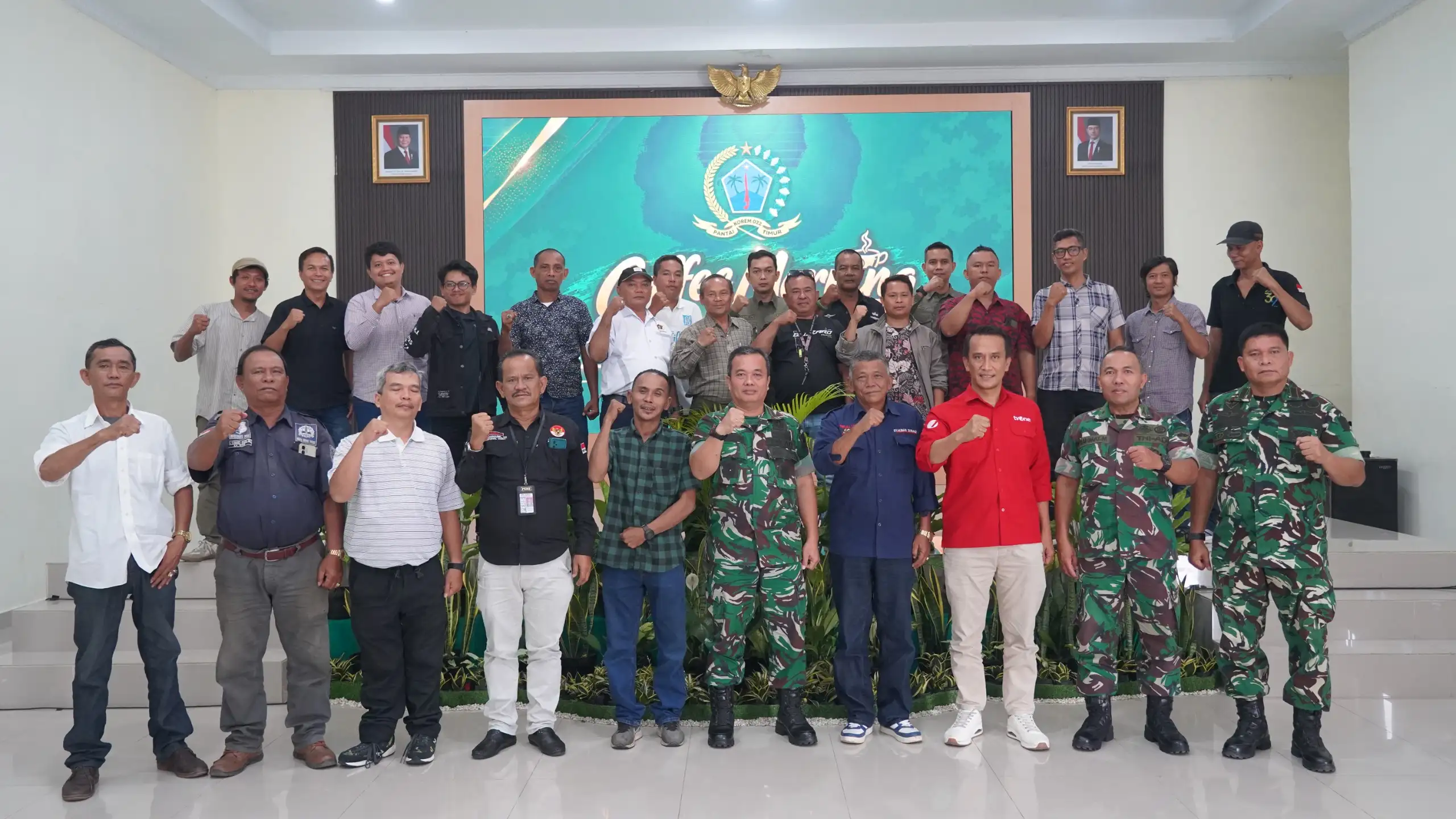 Coffee Morning Bersama Insan Pers, Korem 022/PT Ajak Wartawan Tangkal Hoaks Dan Perkuat Sinergi.