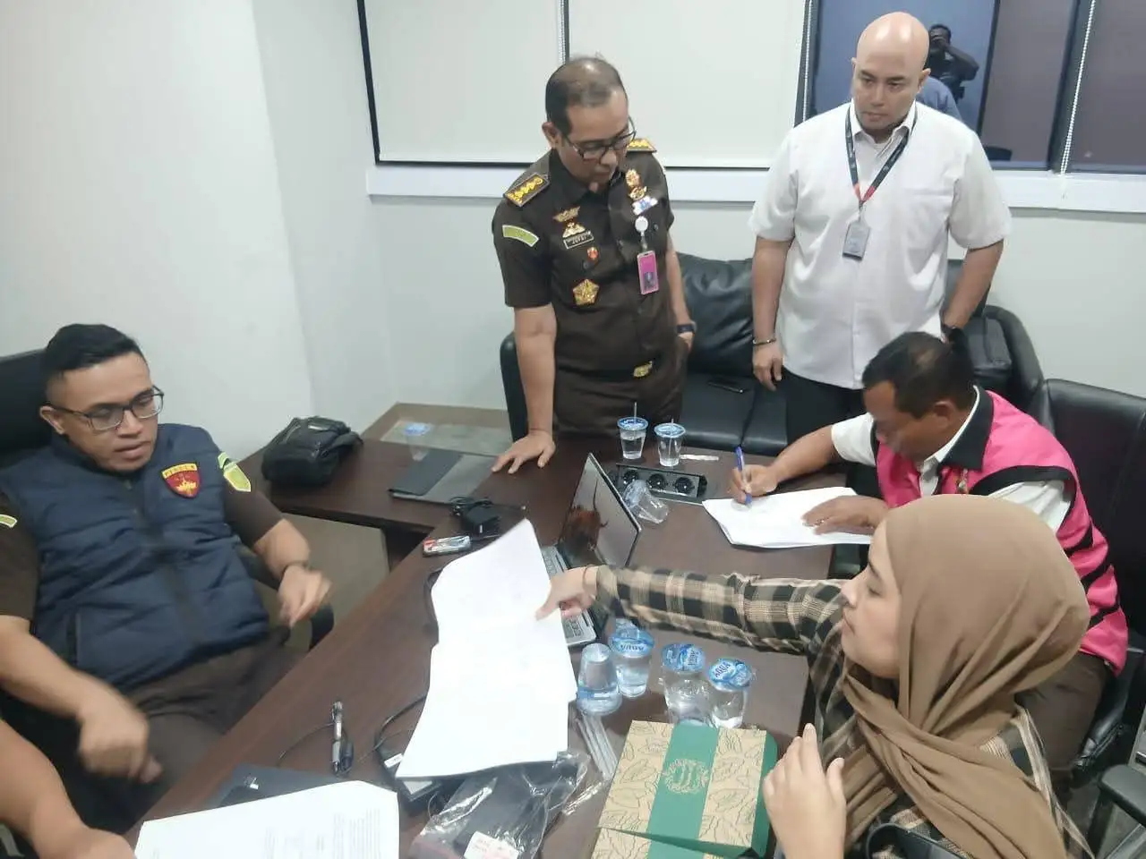 Terima Rp 840 Juta Terkait Perkara BAZNAS, Mantan Kajari Enrekang Resmi Ditahan Kejagung