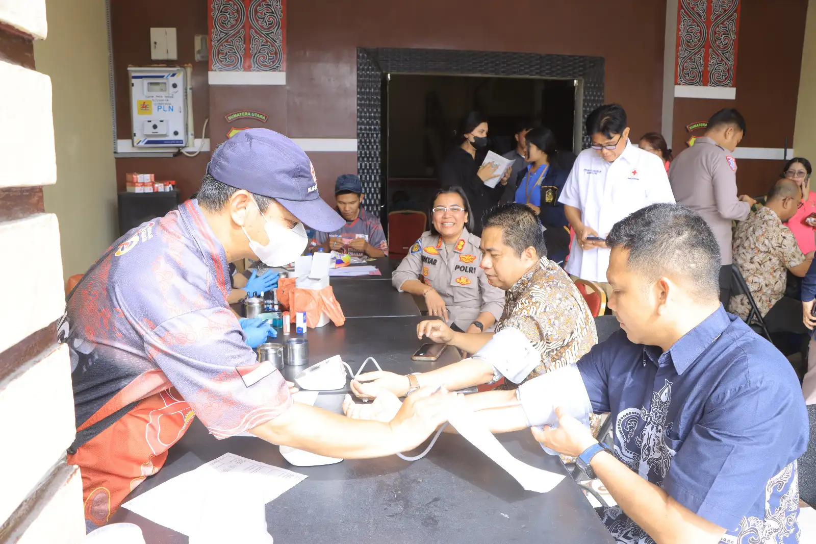Wujud Kasih Jelang Hari Bhayangkara Ke-80,  Polres Samosir Laksanakan Donor Darah.